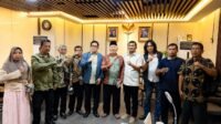 SAD Sialang Pungguk Bawa Konflik PT IKU ke Senayan, Rocky Candra Turun Tangan SAD Sialang Pungguk Bawa Konflik PT IKU ke Senayan, Rocky Candra Turun Tangan