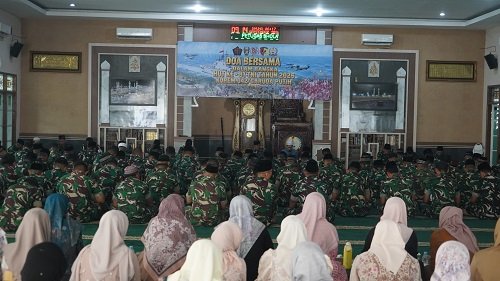 sambut hut ke 81 tni, korem 042 gapu gelar doa bersama di masjid at taqwa jambi