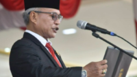 Ketua DPRD Muaro Jambi Bacakan Teks Proklamasi pada HUT ke-81 Kemerdekaan RI Ketua DPRD Muaro Jambi Bacakan Teks Proklamasi pada HUT ke-81 Kemerdekaan RI