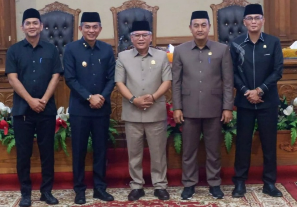 DPRD Muaro Jambi Gelar Rapat Kerja Bahas Jawaban Eksekutif atas Ranperda Pertanggungjawaban APBD 2025