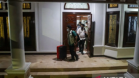 Geledah Rumah Dirjen ATR/BPN, KPK Temukan Aliran Uang Geledah Rumah Dirjen ATR/BPN, KPK Temukan Aliran Uang