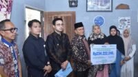 wali kota maulana serahkan santunan rp234 juta untuk keluarga petugas dlh yang gugur saat bertugas wali kota maulana serahkan santunan rp234 juta untuk keluarga petugas dlh yang gugur saat bertugas