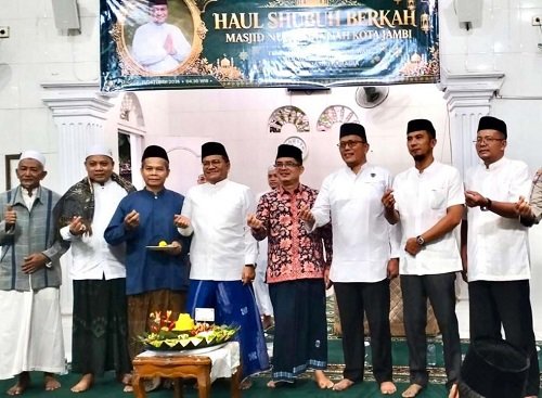 hadir di danau sipin, wali kota maulana ajak warga perkuat ukhuwah lewat subuh berkah
