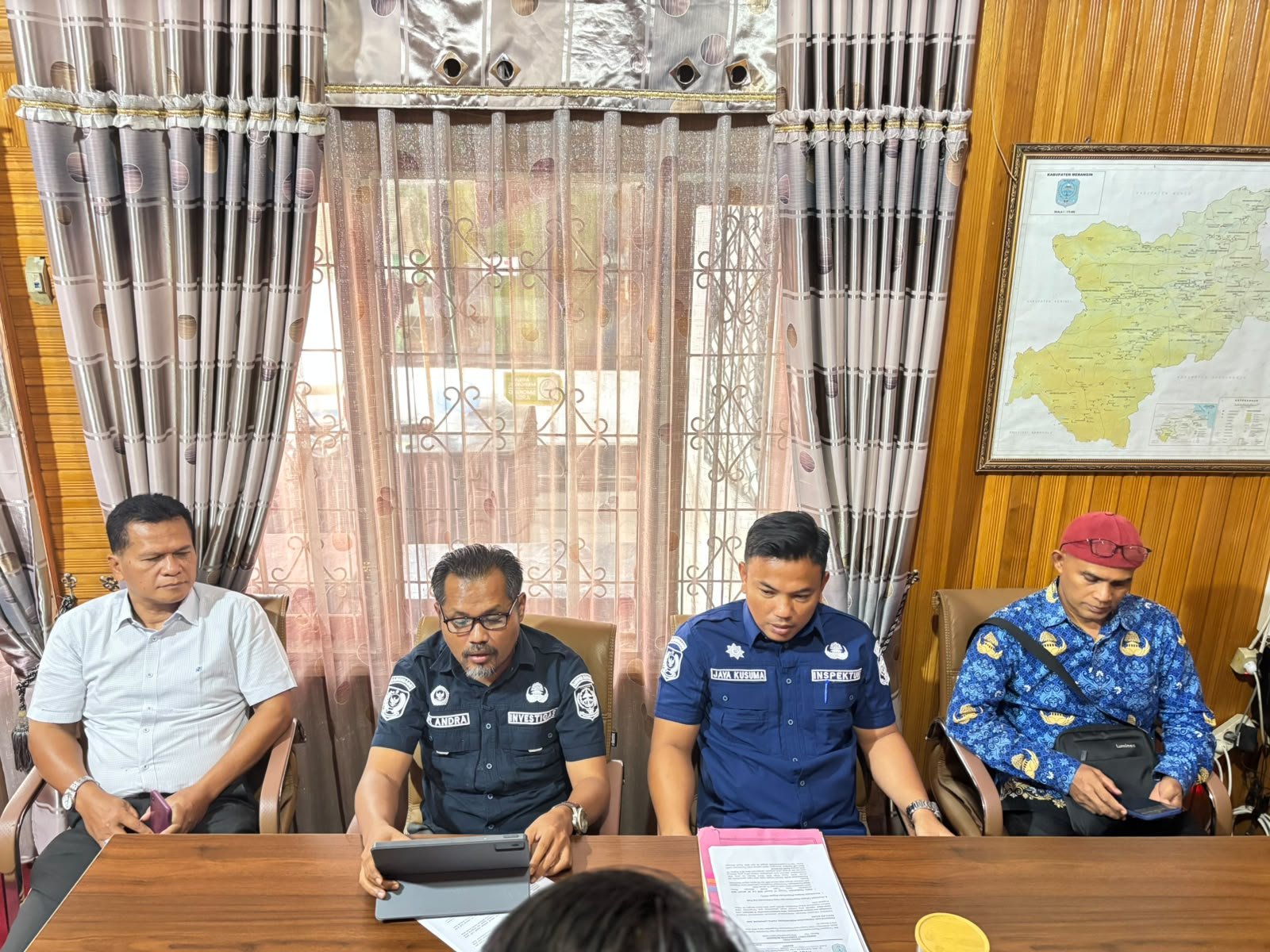 Inspektorat Kabupaten Merangin membantah keras tuduhan adanya unsur balas dendam maupun sentimen pribadi di balik pemeriksaan terhadap mantan Kepala Sekolah SDN 253 Bangko, Susmarni.