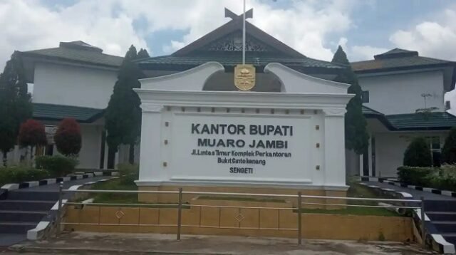 kantor bupati muaro jambi