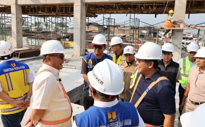 Wako Alfin Kawal Penyelesaian Pembangunan Pasar Sungai Penuh