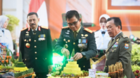 Gubernur Al Haris Apresiasi Kinerja dan Dedikasi TNI Berjuang Bagi Negara Gubernur Al Haris Apresiasi Kinerja dan Dedikasi TNI Berjuang Bagi Negara