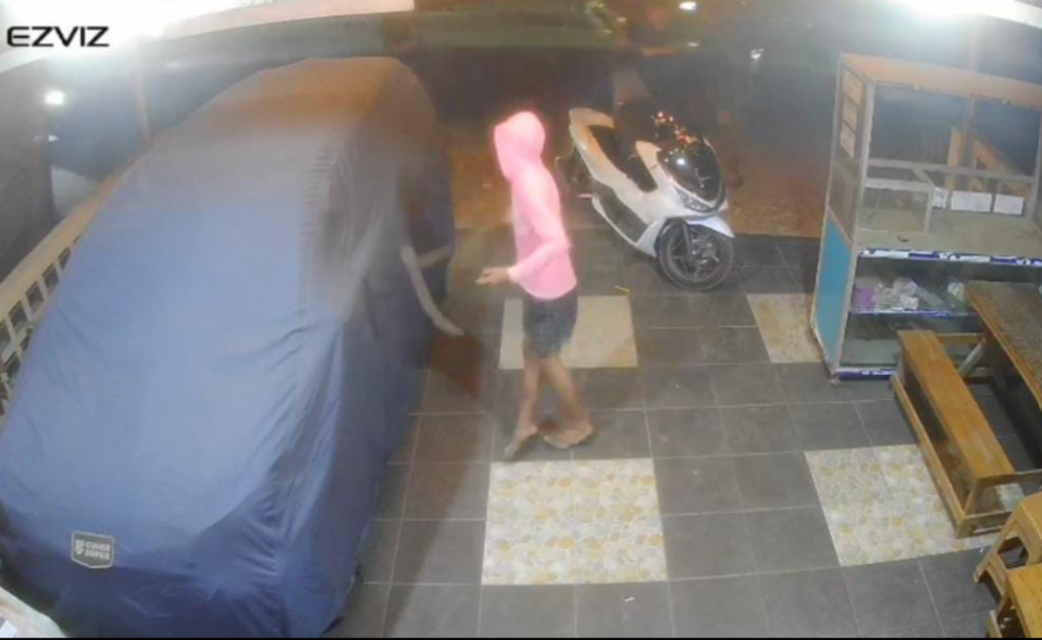 Gengster Bersajam Serang Motor Warga di Penyengat Olak