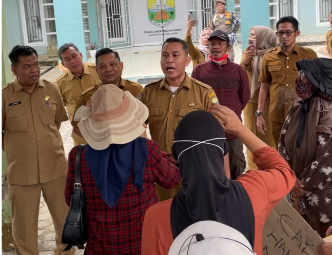 Warga Penyengat Olak Tuntut Transparansi Lingkungan Dikabulkan DLH Muaro Jambi