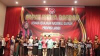 wagub sani dorong dekranasda perkuat ekonomi kreatif dan digitalisasi kerajinan daerah wagub sani dorong dekranasda perkuat ekonomi kreatif dan digitalisasi kerajinan daerah