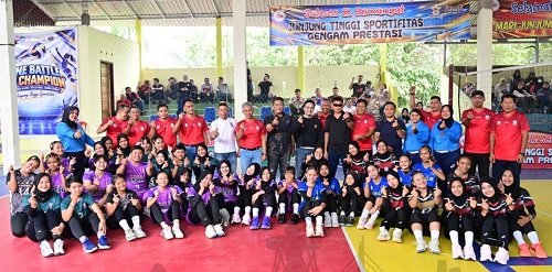 wawako diza hazra aljosha resmi buka voli u 19 se sumatera 2026 ajang cetak atlet berbakat